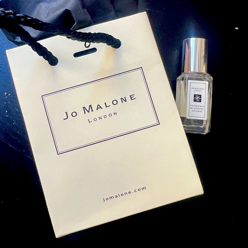 Jo Malone gift bag with tissue